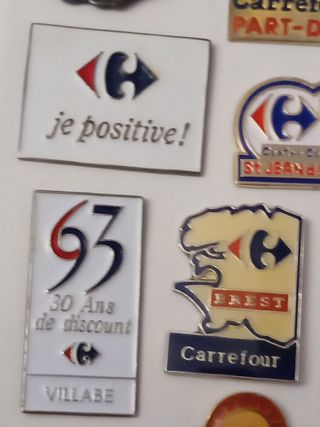 Pins Carrefour colección
