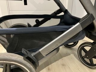 Carrito Joolz Geo 3 Azul se regala luz