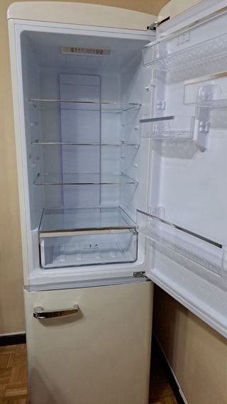 Nevera Créate Blanca