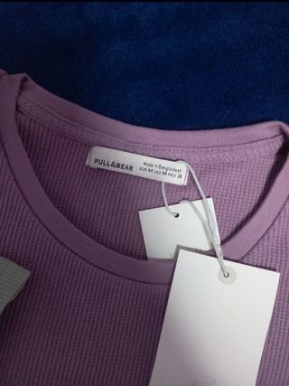 Lote de 2 Camisetas Pull&Bear con etiquetas