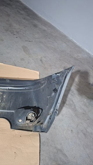 Paragolpes Trasero Ford Focus MK1 Gris Nardo