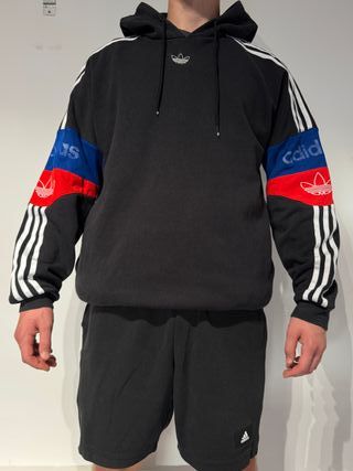 Sudadera Adidas Team Signature Trefoil Negra