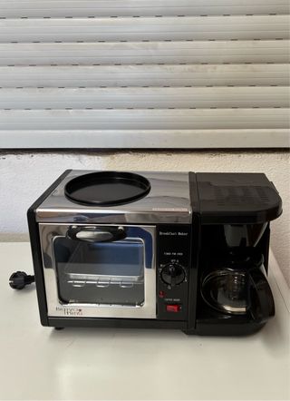 Cafetera, Minihorno y Plancha Desayuno