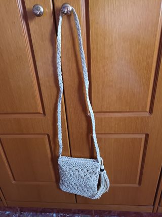 Bolso bandolera beige forrado