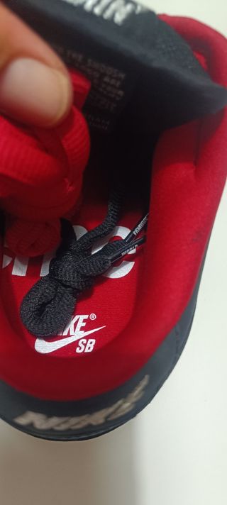 Nike Dunk Low SB x Supreme 94 Negro