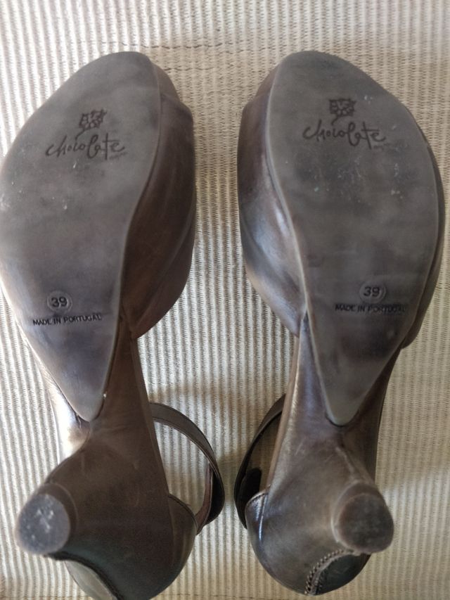 Sandalias de piel marrón 39