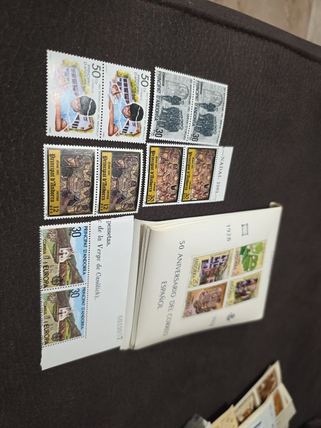 Lote Sellos Andorra 13 planchas + sueltos