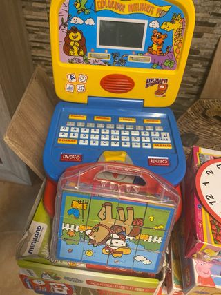 Lote de juguetes educativos y puzzles