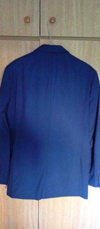 Traje de hombre azul