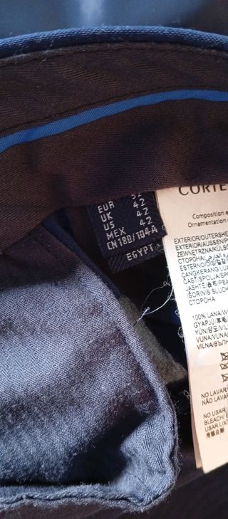 Traje de hombre azul