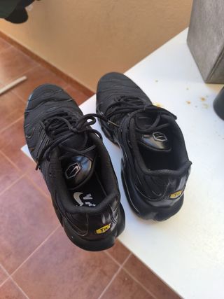 Nike Air Max Plus TN Triple Black Talla 44