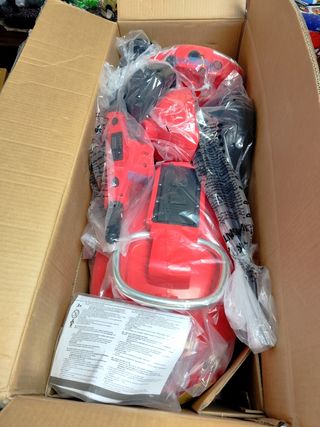 Vespa eléctrica infantil ( precio no negociable)