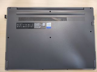 Ordenador Portátil Lenovo mod. V130 
