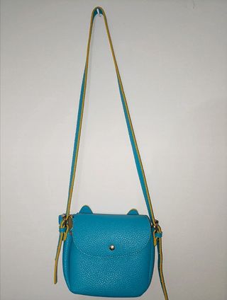 Bolso de hombro juvenil.