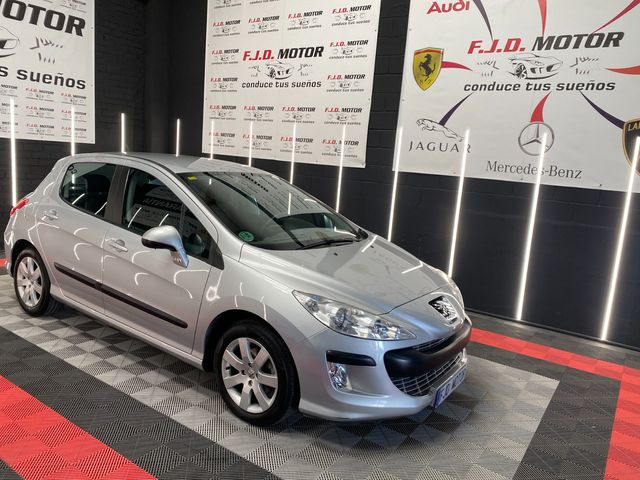 Peugeot 308 Premium 1.6 VTi 120