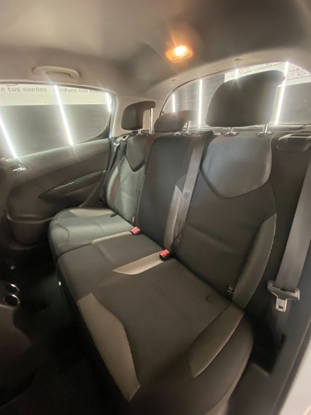Peugeot 308 Premium 1.6 VTi 120