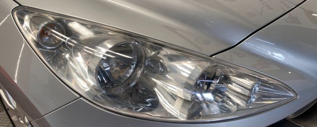 Peugeot 308 Premium 1.6 VTi 120