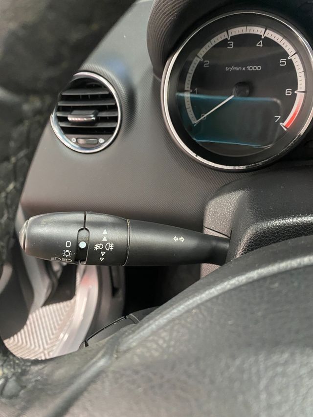 Peugeot 308 Premium 1.6 VTi 120