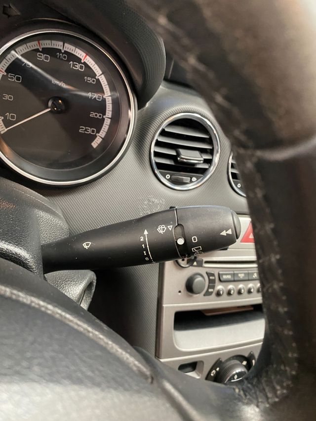 Peugeot 308 Premium 1.6 VTi 120