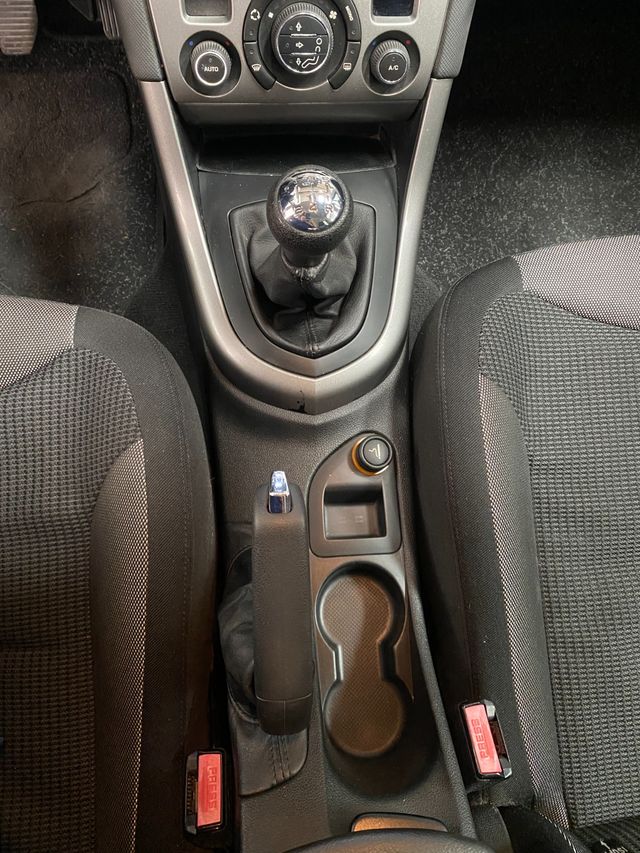 Peugeot 308 Premium 1.6 VTi 120