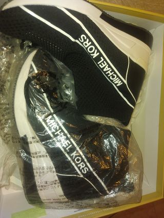 Botín Michael Kors Negro Talla 38