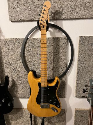 Guitarra Fender Stratocaster Seymour Duncan SE