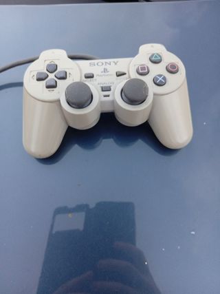 PlayStation 1 Antigua con 2 Mandos
