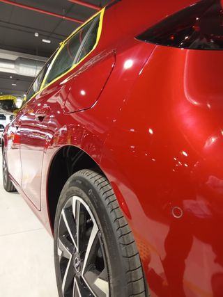 Detailing y eliminación de arañazos, pincelado pro