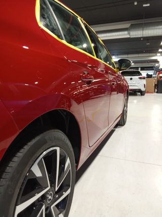 Detailing y eliminación de arañazos, pincelado pro