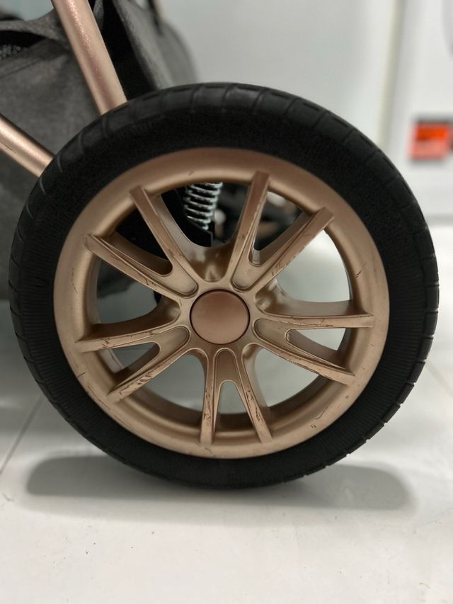 Carrito de bebé Moni