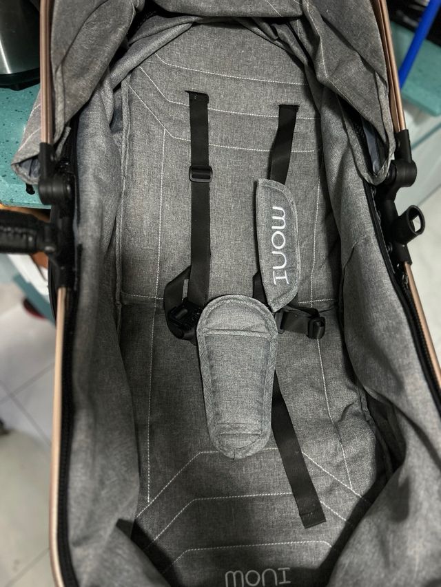 Carrito de bebé Moni