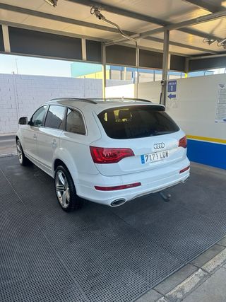 Audi Q7 2015