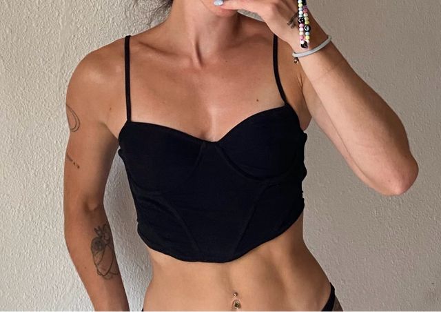 Top negro tipo Corsé