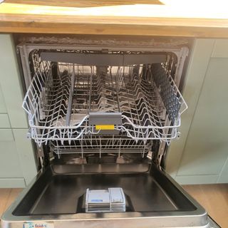 Lavavajillas integrable Beko