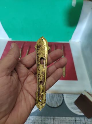 Tiradores antiguos de latón L-23.