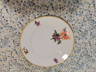 Pareja Platos Cerámica Florales Dorados