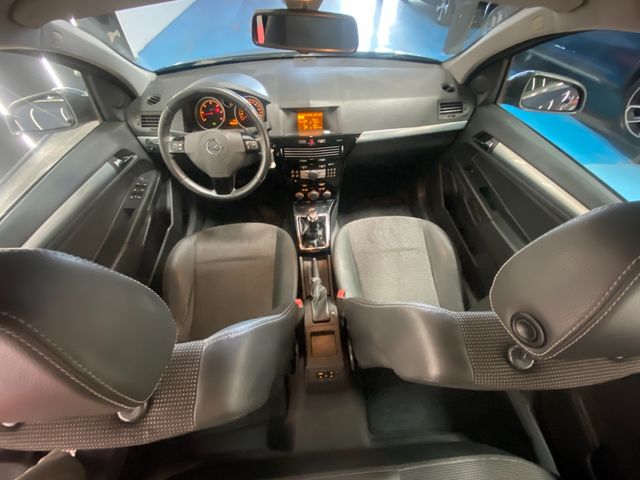 Opel Astra 1.7 CDTi Cosmo