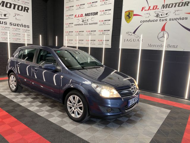 Opel Astra 1.7 CDTi Cosmo