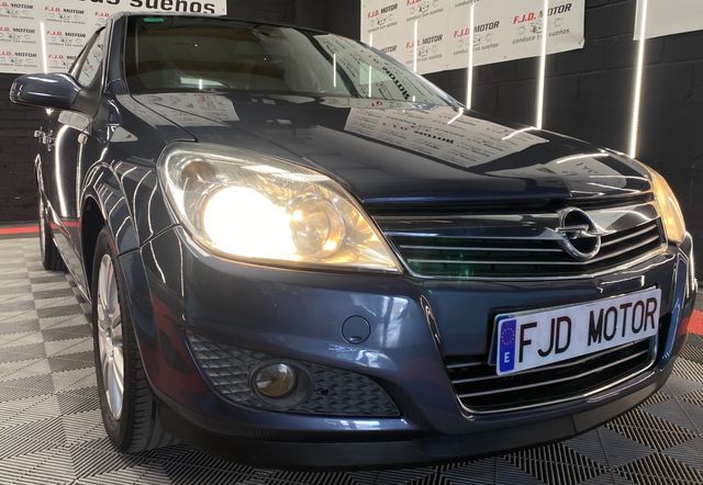 Opel Astra 1.7 CDTi Cosmo