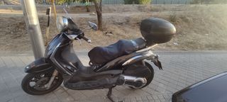 Piaggio Beverly 400 Tourer