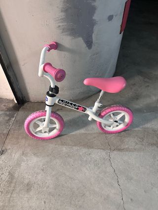 Bicicleta sin pedales Chicco Rosa