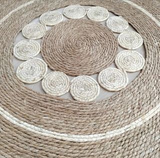 Alfombra Redonda de Fibra Natural con Círculos
