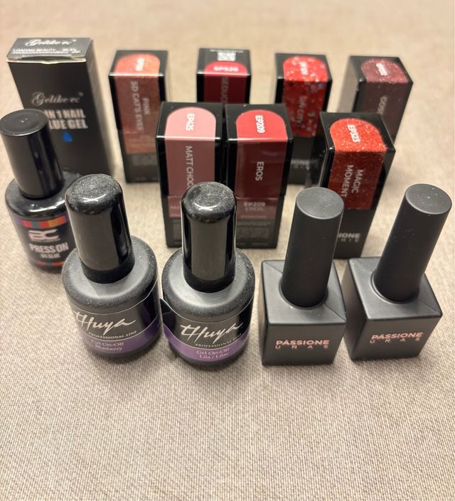 Esmaltes semipermanentes Thuya Morado