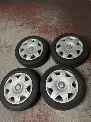 Tapacubos Seat R16