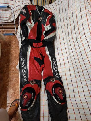 Mono de moto SUOMY 2 piezas