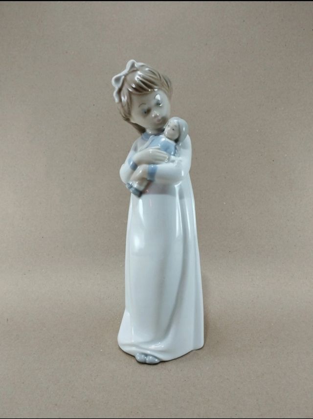 Zaphir de Lladró "Amo a mi muñeca"