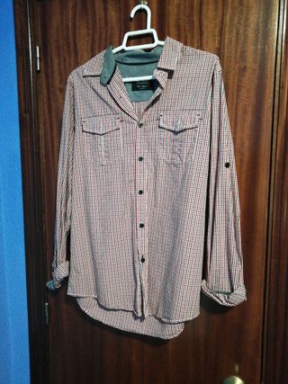 Camisa Pull&Bear cuadros roja talla S