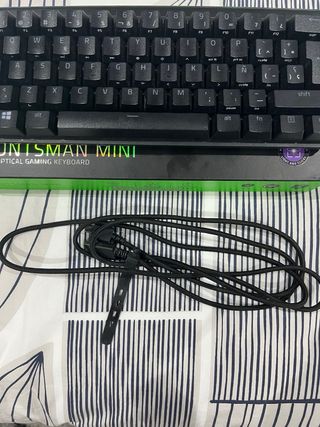Teclado Razer Huntsman Mini 60%