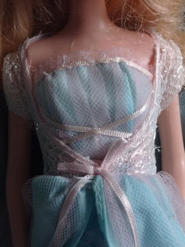 Barbie Odette Lago dei Cigni Fantasy Tales