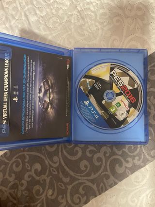 PES 2016 Pro Evolution Soccer PS4